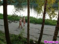 порно фотосессия Четыре голых девушки на отдыхе фото-671.йпг