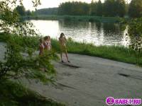 порно фотосессия Четыре голых девушки на отдыхе фото-673.йпг
