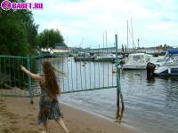 порно фотосессия 18 летняя целка пошла голая к воде фото-1.йпг