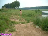 порно фотосессия Голые девчёнки приехали купаться фото-27.йпг