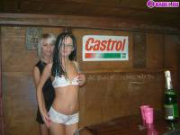 порно фотосессия Две московских проститутки зажигают в гараже 133134581002.jpg