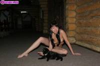 порно фотосессия Молодая целка в загородном доме 159-912-111.jpg