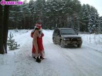 порно фотосессия Голая в лесу снегурочка с дедом морозом 137620099.jpg