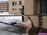 порно фотосессия Голая студентка приехала на стройку 148653009.jpg