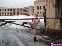 порно фотосессия Голая студентка приехала на стройку 148653013.jpg