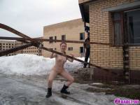 порно фотосессия Голая студентка приехала на стройку 148653018.jpg