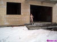 порно фотосессия Голая студентка приехала на стройку 148653038.jpg