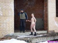 порно фотосессия Голая студентка приехала на стройку 148653055.jpg