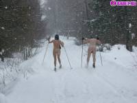 порно фотосессия Голый марафон на лыжах 123191749011.jpg