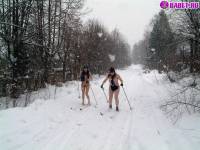 порно фотосессия Голый марафон на лыжах 123191749021.jpg