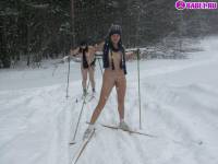 порно фотосессия Голый марафон на лыжах 123191749085.jpg
