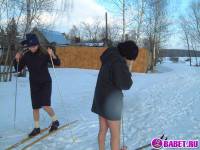 порно фотосессия Две голые пизды катаются на лыжах rs184006.jpg