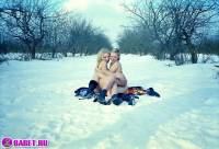 порно фотосессия Три блондинки пиздарванки светят жопами 0075180.jpg