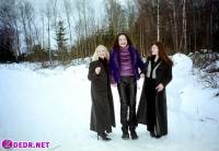 порно фотосессия Обсалютно голые русские девушку в зимнем лесу 0049002.jpg