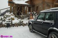 порно фотосессия Русская целка в загородном домике фото-48.йпг