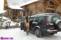 порно фотосессия Русская целка в загородном домике фото-68.йпг