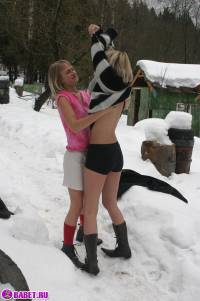 порно фотосессия Русские пиздоси разделися зимой фото-15.йпг
