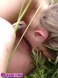 порно фотосессия Лесбиянки красиво отдыхают на природе biker482034.jpg