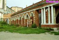 порно фотосессия Две голые писюхи ходят в парке фото-178.йпг