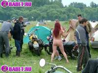 порно фотосессия Нудистский отдых на байкер шоу фото-50.йпг