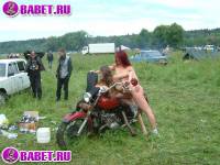 порно фотосессия Нудистский отдых на байкер шоу фото-9.йпг