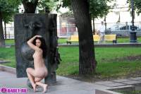 порно фотосессия Целка устроила голую фотосессию фото-117.йпг