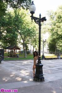 порно фотосессия Целка устроила голую фотосессию фото-5.йпг