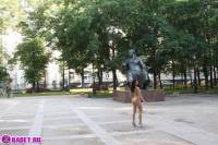 порно фотосессия Целка устроила голую фотосессию фото-61.йпг