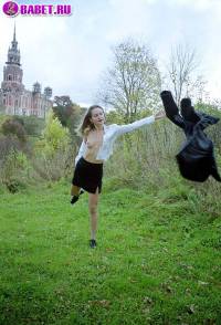 порно фотосессия Три голые нудистки где-то на корчах ges142004.jpg