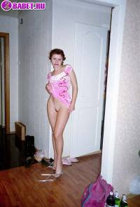 порно фотосессия Три русских лесбиянки отдыхают на квартире ges146008.jpg