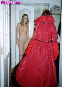 порно фотосессия Три русских лесбиянки отдыхают на квартире ges146065.jpg