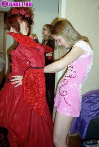 порно фотосессия Три русских лесбиянки отдыхают на квартире ges146096.jpg