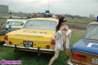 порно фотосессия 18 летняя целочка приехала на авто выставку фото-14.йпг