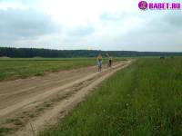 порно фотосессия Голые девушки на велосипедах фото-22.йпг