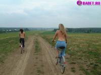 Голые девушки на велосипедах фото-48.йпг скачать