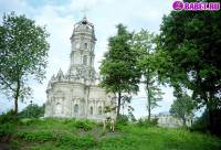 порно фотосессия Голые девчёнки возле церкви фото-49.йпг