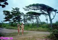 порно фотосессия Голые девчёнки подальше от людей фото-17.йпг
