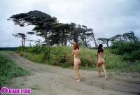 порно фотосессия Голые девчёнки подальше от людей фото-31.йпг