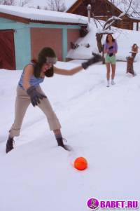 порно фотосессия Две голые москвички приехали на дачу inma278005.jpg