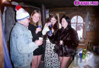 порно фотосессия Три голые красотки у степаныча на даче slv160005.jpg