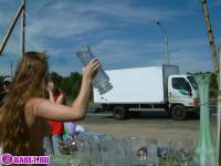 порно фотосессия Голый продавец на московской трассе 148679033.jpg