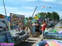 порно фотосессия Голый продавец на московской трассе 148679056.jpg