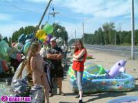порно фотосессия Голый продавец на московской трассе 148679068.jpg
