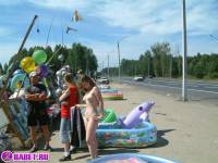 порно фотосессия Голый продавец на московской трассе 148679072.jpg