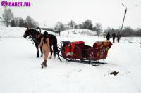 порно фотосессия Фото обнаженной целки на коне фото-135.йпг