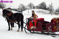 порно фотосессия Фото обнаженной целки на коне фото-174.йпг