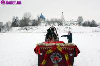 порно фотосессия Фото обнаженной целки на коне фото-181.йпг