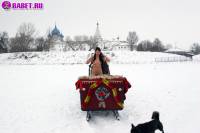 порно фотосессия Фото обнаженной целки на коне фото-189.йпг