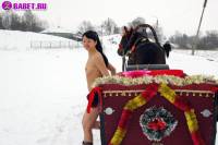 Фото обнаженной целки на коне фото-37.йпг скачать