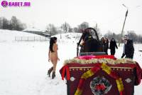 порно фотосессия Фото обнаженной целки на коне фото-58.йпг